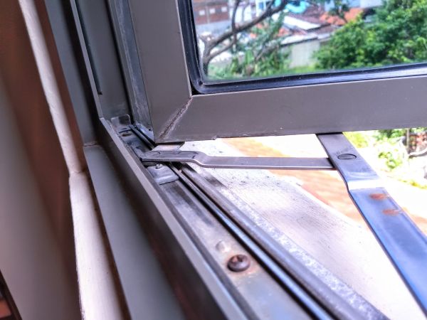 Cost of Hinged Window Replacement in Carrollton